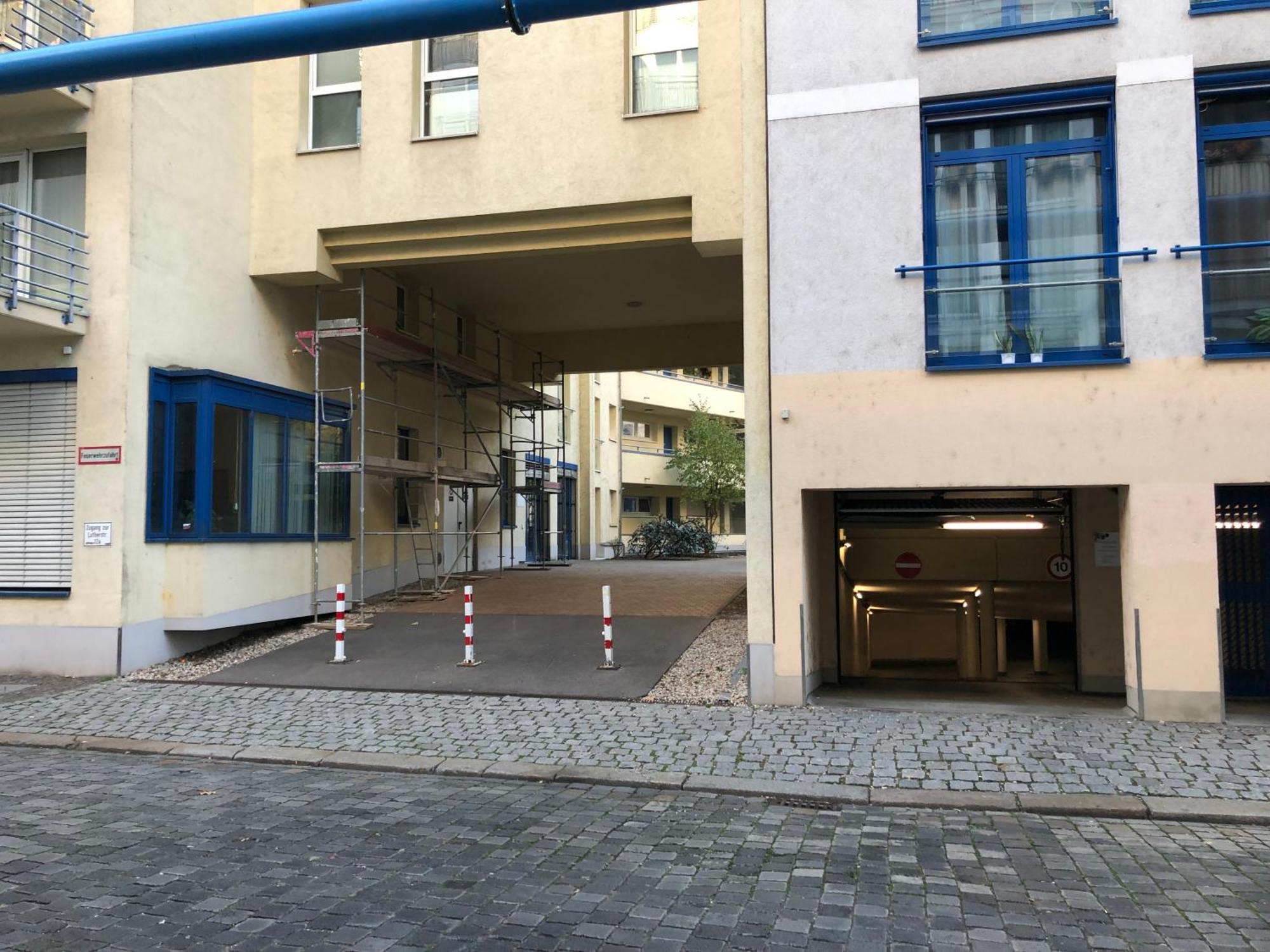 Sonnige Wohnung Im Zentrum Mit Terrasse U Tiefgarage - Netflix & Prime 莱比锡 外观 照片